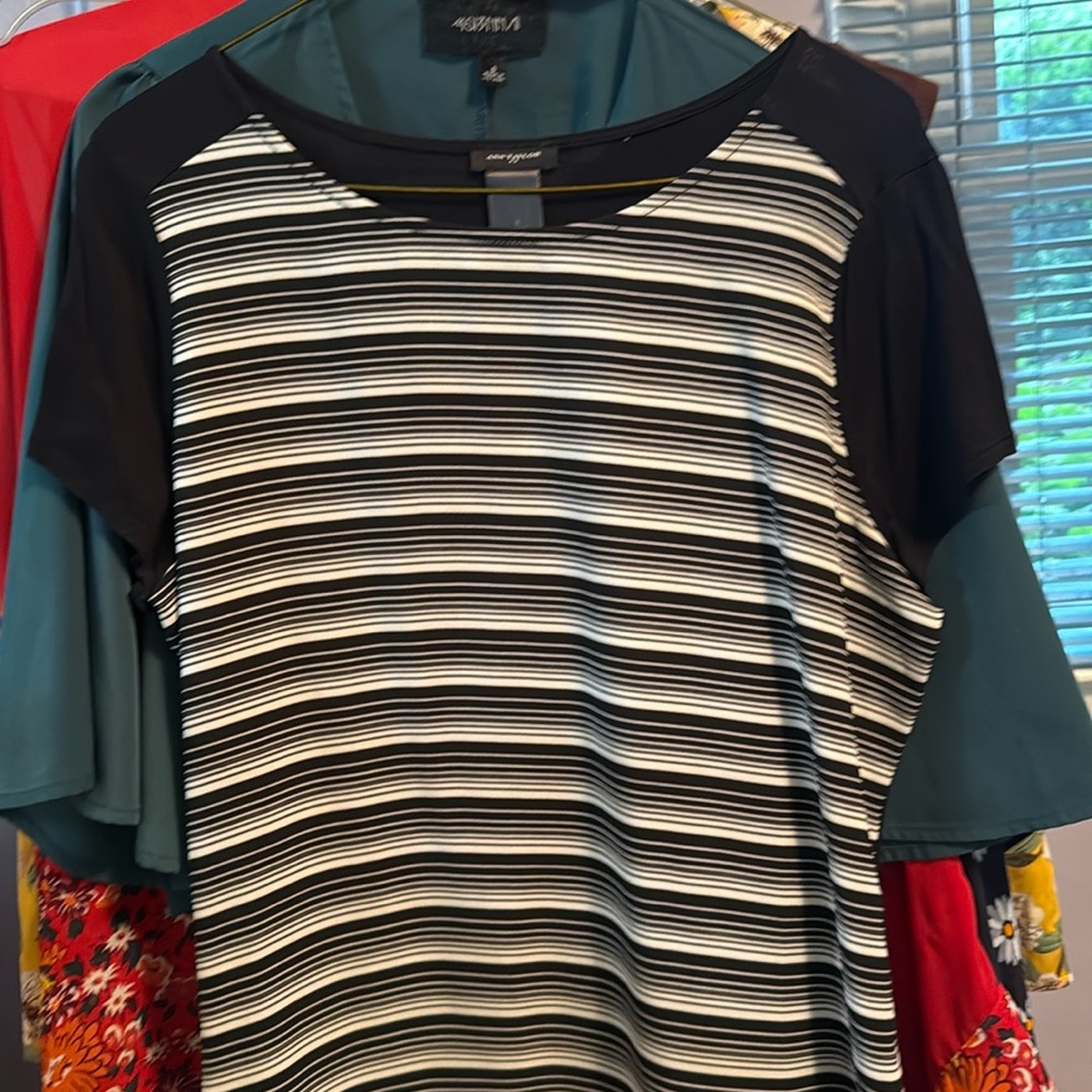 0157 - Shirt - @ParkSo25